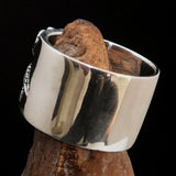Excellent crafted Men's Medical Weed Ring Marihuana Leaf - Sterling Silver - BikeRing4u