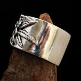 Excellent crafted Men's Medical Weed Ring Marihuana Leaf - Sterling Silver - BikeRing4u
