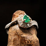 Sterling Silver Solitaire Ring with pear shape Green Emerald and white CZ - Size 7 - BikeRing4u