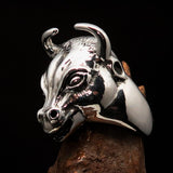 Excellent crafted Men's antiqued Bull Head Ring - Sterling Silver - BikeRing4u