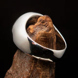 Perfectly crafted Men's Solid Line Pentagram Ring red - Sterling Silver - BikeRing4u