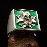 Excellent crafted Men's Pirate Skull Ring green Maltese Cross - Sterling Silver - BikeRing4u