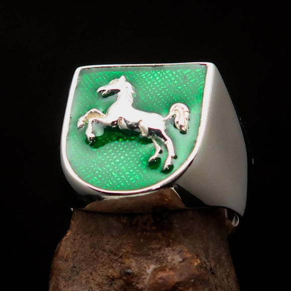 Perfectly crafted Men's Ring Horse Coat of Arms Green - Sterling Silver - BikeRing4u