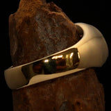 Perfectly crafted Men's Solid Line Pentagram Ring Green - Brass - BikeRing4u