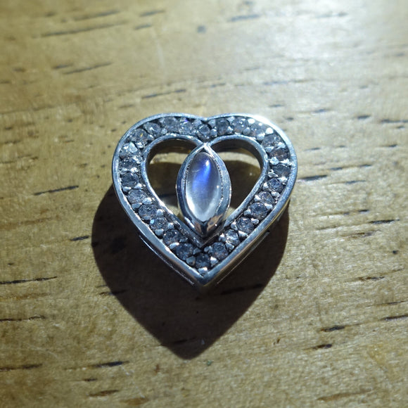 Heart Pendant, Moonstone Pendant, Sterling Silver Pendant, Ceylon Moonstone and 26 CZ, moonstone Cabochon, gift, love symbol, love charm