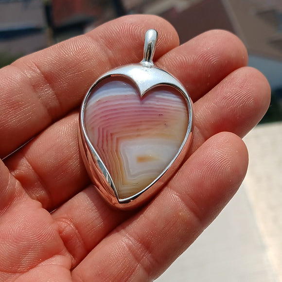 Heart Pendant, Sterling Silver Pendant, Artwork Pendant with a pink and white Agate cabochon, Unique Design, Gift for Her, Love Jewelry