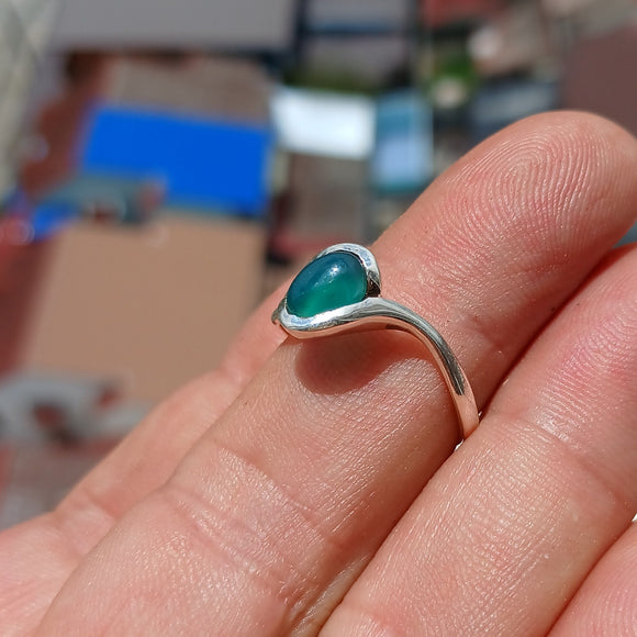 Green Agate Ring, Minimalist Ring, Sterling Silver Ring, round shaped green Agate Cabochon, asymmetric silver ring, Gift for Her - Size 9