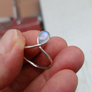 Natural Moonstone Ring, Gemstone Ring, Sterling Silver Ring, Solitaire Ring, oval Ceylon Moonstone, moonstone jewelry, gift for her, Size 10