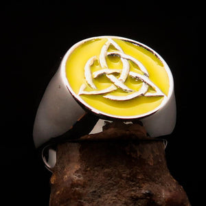 Nicely crafted Men's Triquetra Ring yellow Celtic Triskelion Knot - Sterling Silver - BikeRing4u