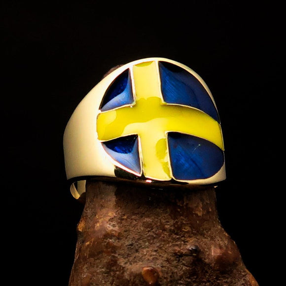 Perfectly crafted Men's National Flag Ring Sweden - solid Brass - BikeRing4u