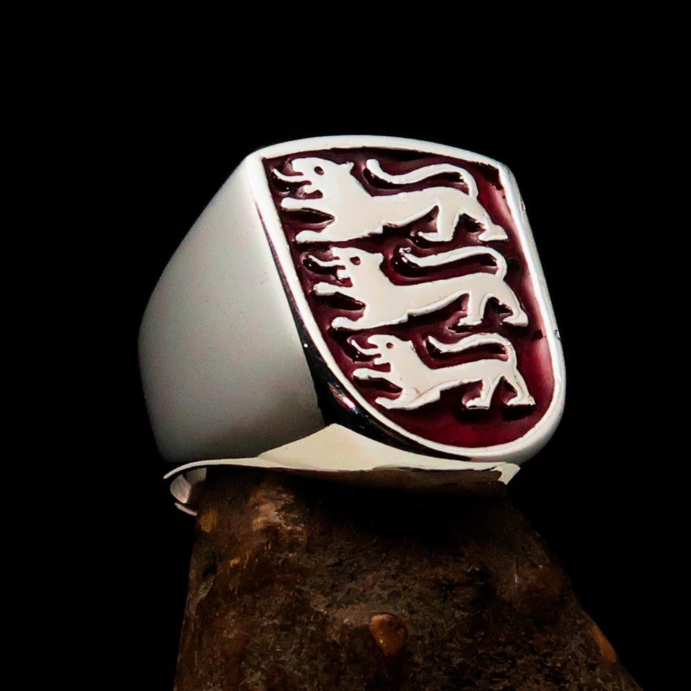 Three hot sale lions ring