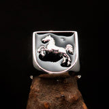 Perfectly crafted Men's Ring Horse Coat of Arms Black - Sterling Silver - BikeRing4u
