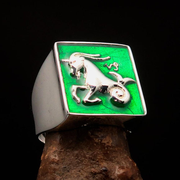 Excellent crafted Men's Zodiac Ring green Star Sign Capricorn - Sterling Silver - BikeRing4u